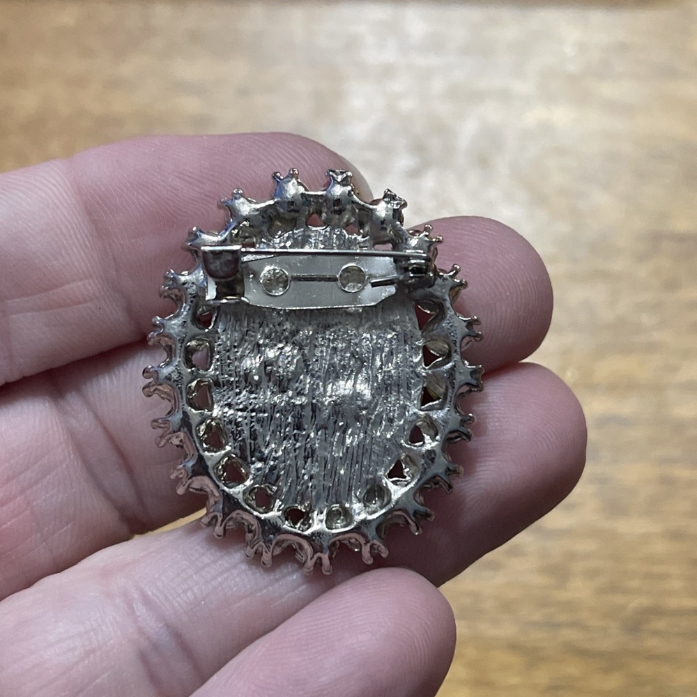 Vintage Simulated Pearl And Rhinestone Pin - Picture 2 of 3